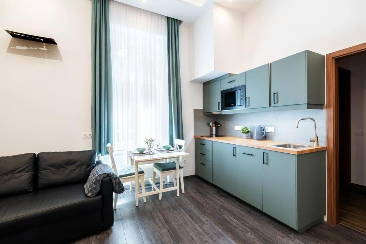 Comfy New Apartment At Castle Budapest Eksteriør bilde