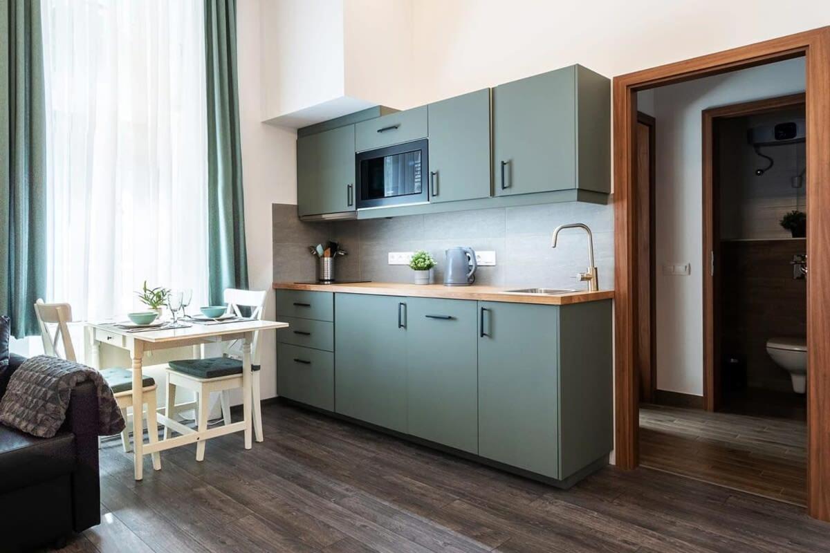 Comfy New Apartment At Castle Budapest Eksteriør bilde