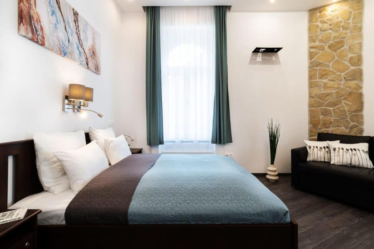 Comfy New Apartment At Castle Budapest Eksteriør bilde